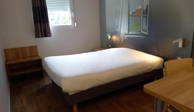 B&B HOTEL Saint-Etienne Monthieu