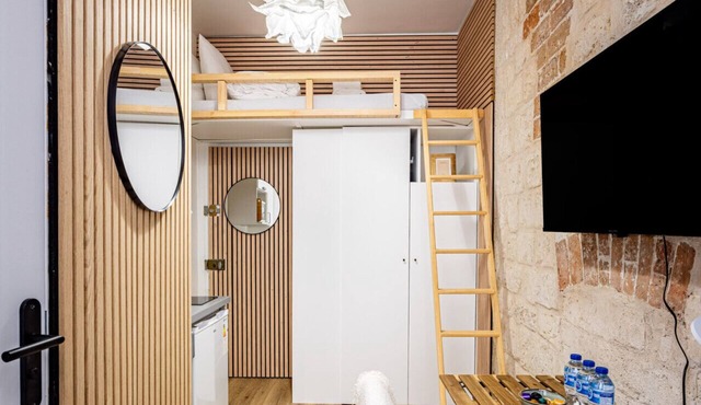 Batignolles - Cosy renovated studio apartment