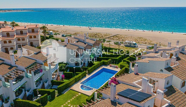 Beachfront family house with pool - UHC ARENAL 332