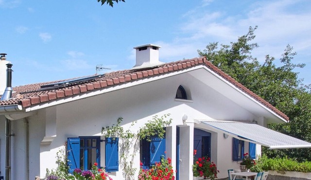 BEAUTIFUL BASQUE HOUSE WITH MAGNIFICENT VIEWS.