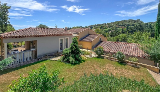 Beautiful home in Miramas
