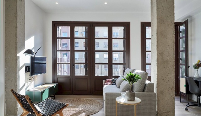 BeBarceloner Born Apartments with Pool - 1 bedroom, 2 bathrooms