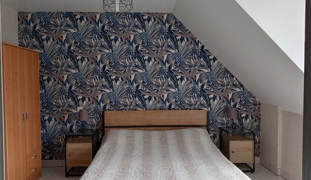Bed and Breakfast 'Chambre Grise' with Shared Garden and Wi-Fi