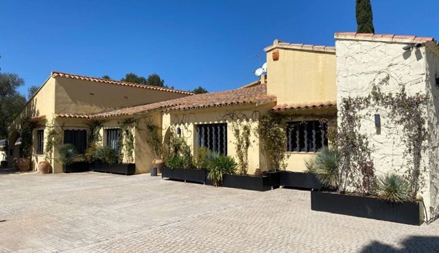 Bed and Breakfast Mas Xibeques - Spa, Waterfall, Tenis - Alojamiento Completo