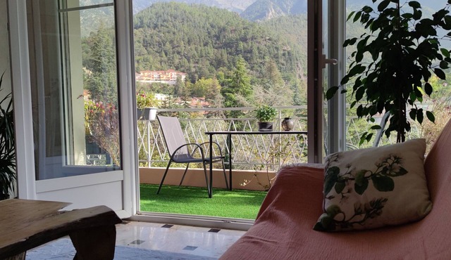Bel Appartement Avec vue Panoramique sur la Montagne