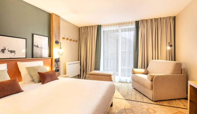 Belambra Clubs Les 2 Alpes Les Crestes - All inclusive - Premium Room 2 Adults Corner Night View