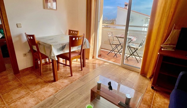 Berni's House Palafolls Apartment with Sea Views, Private Terrace and Air Conditioning