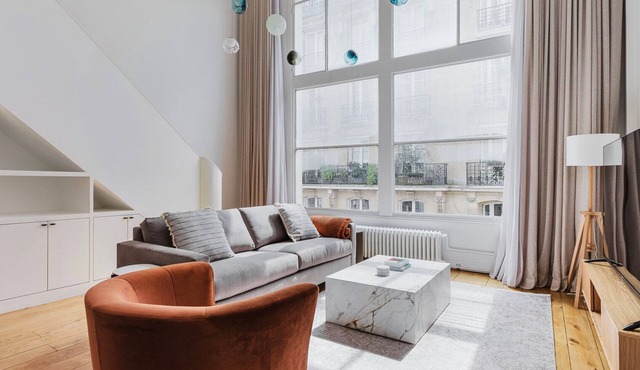 Blueground | Invalides, furnished & equipped