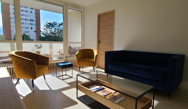 BnGo I L'Oliveraie I 5 chambres, 2 salles de bain, 1 wc, garage, balcon, 9 personnes