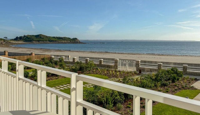 Brehat T3 acces plage piscine et vue mer
