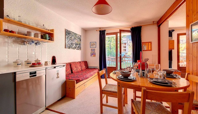 Bright apartment near slopes with balcony