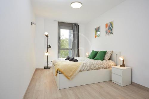 Bright Barcelona Apartment Near Glòries