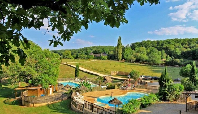 Cabane 3 étoiles - Piscine - ccbfgib