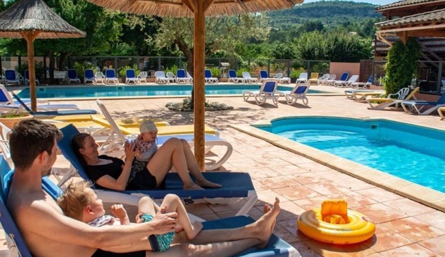 Camping 4 étoiles - Piscine - ccbehhe