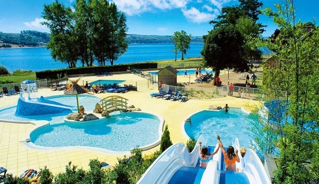 Camping Le Caussanel* - Loggia Classic 26m² - Uncovered terrace - air conditioning - TV for 4 people