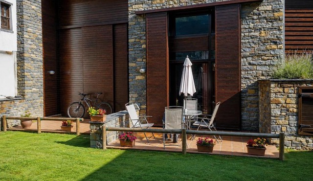Casa La Pica with access to the garden