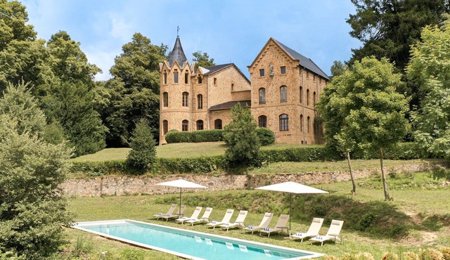 Castell de Villavecchia - Castle with pool Girona Barcelona