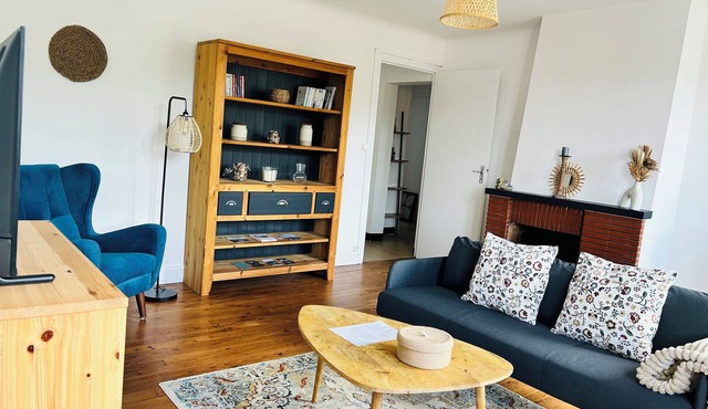 Central 2-room apartment with balcony and nice view
