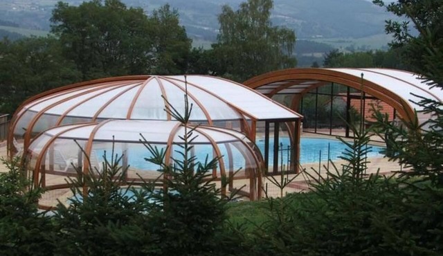 Chalet "Ancolie Pour 6 Prix Semaine" with Mountain View, Shared Pool & Wi-Fi