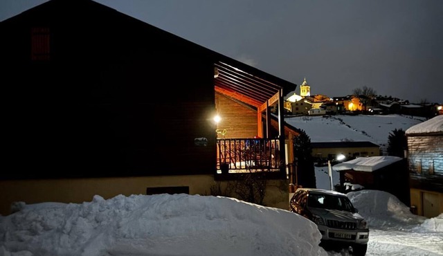 Chalet at 50 meters from the ski slopes "Les Angles