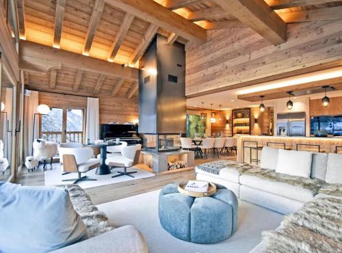 Chalet luxueux avec piscine intérieure et sauna - 5 chambres, 12 pers., proche commerces et pistes - FR-1-613B-44