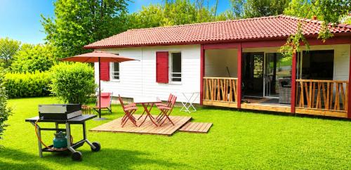 Chalet HABIA TXIKIA 4 pers, neuf, sur Hasparren, calme, avec piscine et climatisation, Pays Basque