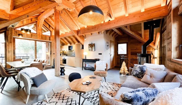 Chalet Le 1540 Valloire – Cozy Mountain Retreat for 10 Guests