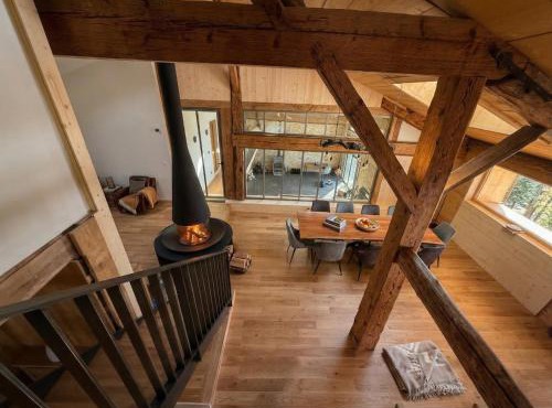 Chalet paisible en pleine nature - Sauna & jeux