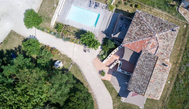CHARMING AIR-CONDITIONED STONE RESIDENCE WITH HEATED SWIMMING POOL