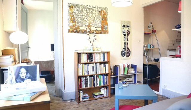 Charming Bright Apartment Near Montmartre