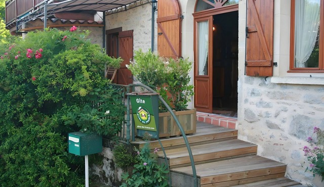 Charming Cottage in Milhars, Between Bastides and Valleys