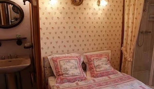 Chez Daniel et Zdenka – Cendrine Room