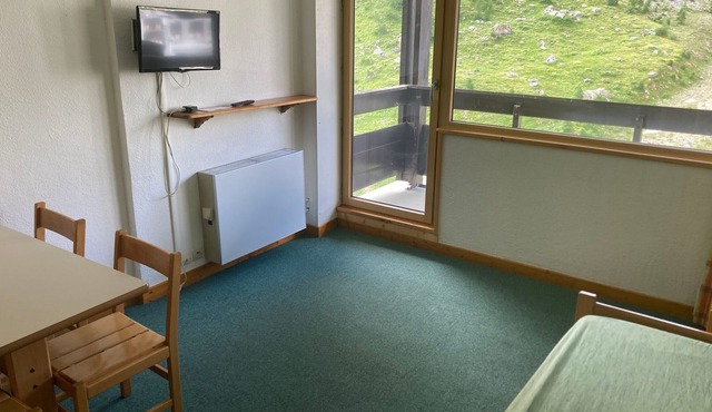 Comfortable studio in Tignes for 4 people with kitchenette
