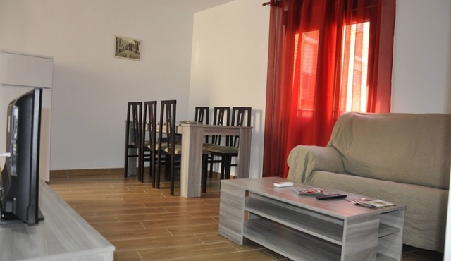 COMPLETELY RENOVATED HOUSE WITH FREE WIFI