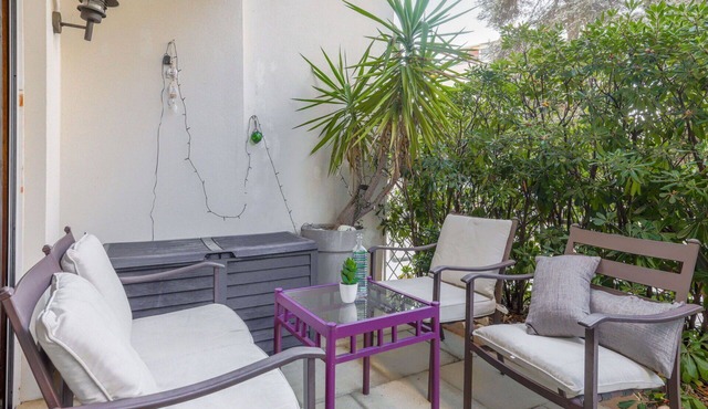 Cosy apartment for 4 people with pool, WIFI, TV and terrace
