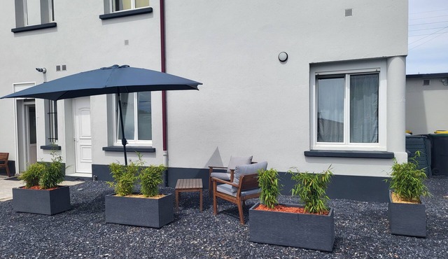 Cosy bubble with private terrace and parking area Bed linen and towels provided