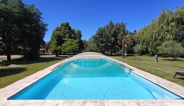 Country house with swimming pool