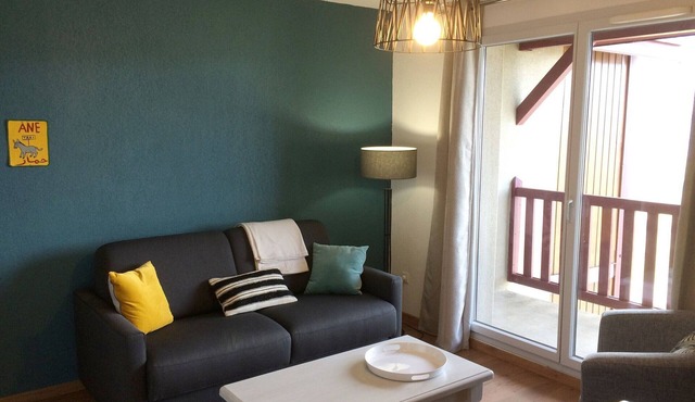 Cozy Apartment for 4 with Balcony, Garage, Near Slopes - Peyresourde Village