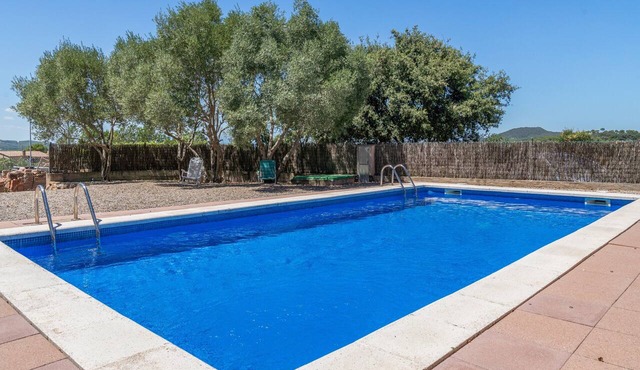 Cozy Apartment with Pool in Esclanyà (Begur), Costa Brava