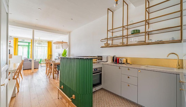 Cozy flat with 2 bedrooms in Saint Germain des Prés - up to 6 people
