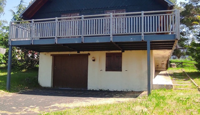 Cozy mountain chalet in Super Besse with large grounds and private parking