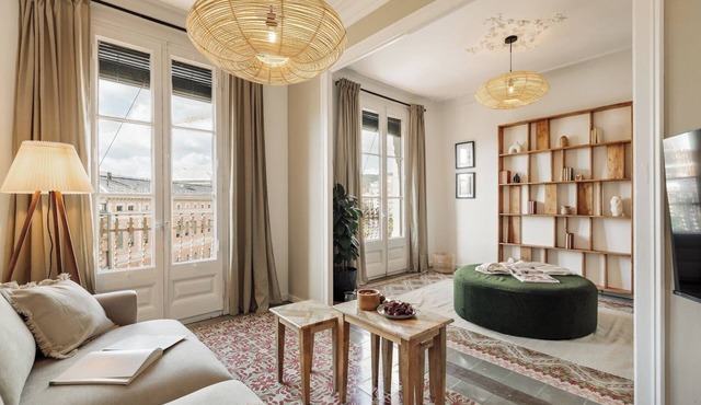 Curu - 3 bedrooms and office in Eixample Esquerra