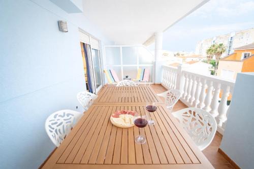 Dúplex tranquilo frente al mar en Xilxes Terraza, parking y WiFi
