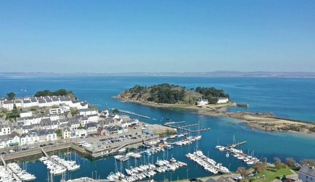 D4060- Duplex View of the marina!