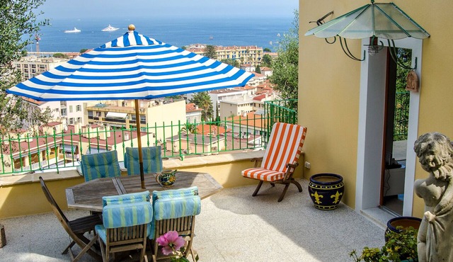 Dream house with sea view and parking