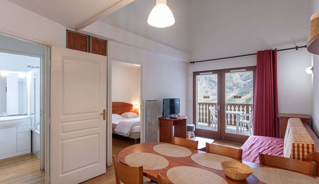 Duplex for 7 - South Terrace, Indoor Pool, Fitness Room