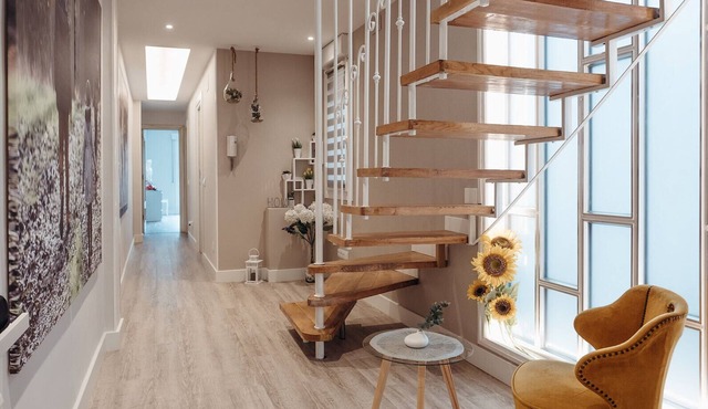 DUPLEX IN GRAN VIA, GARAGE AND WIFI