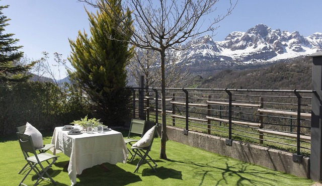 El Mirador by Bevalle