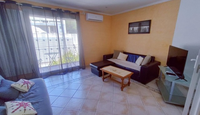 Elegant apartment - Close to the beach