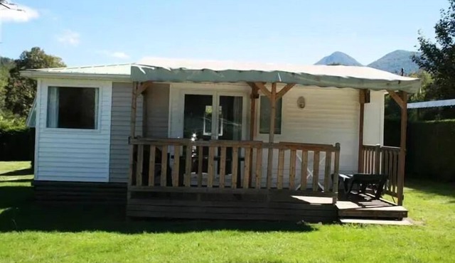 ERCE MOBILE HOME with covered patio, 2 bathrooms, sleeps 4